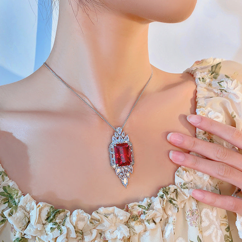 Diamond-Shaped Zircon Vintage Pendant Necklace | Assorted Colours