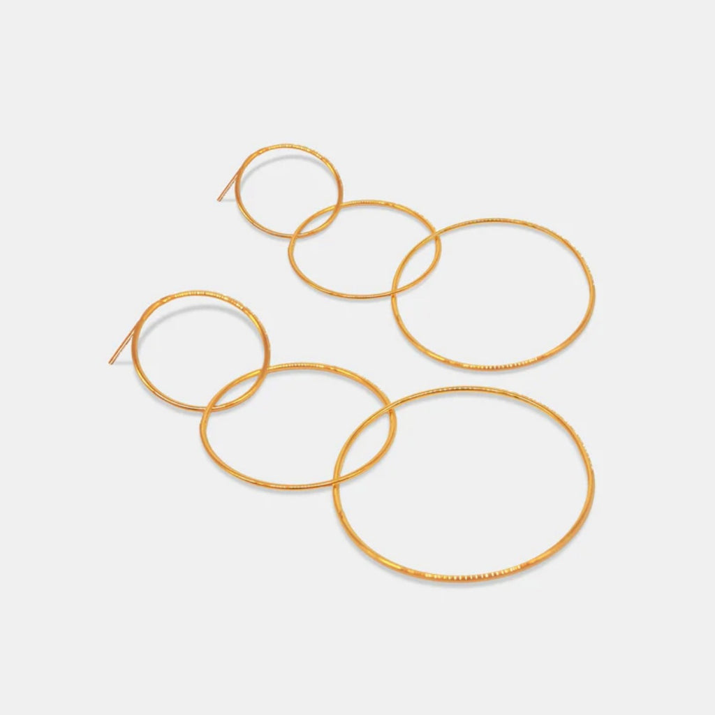 Womens Intertwined Ring-Shaped Geometric Ear Cuffs