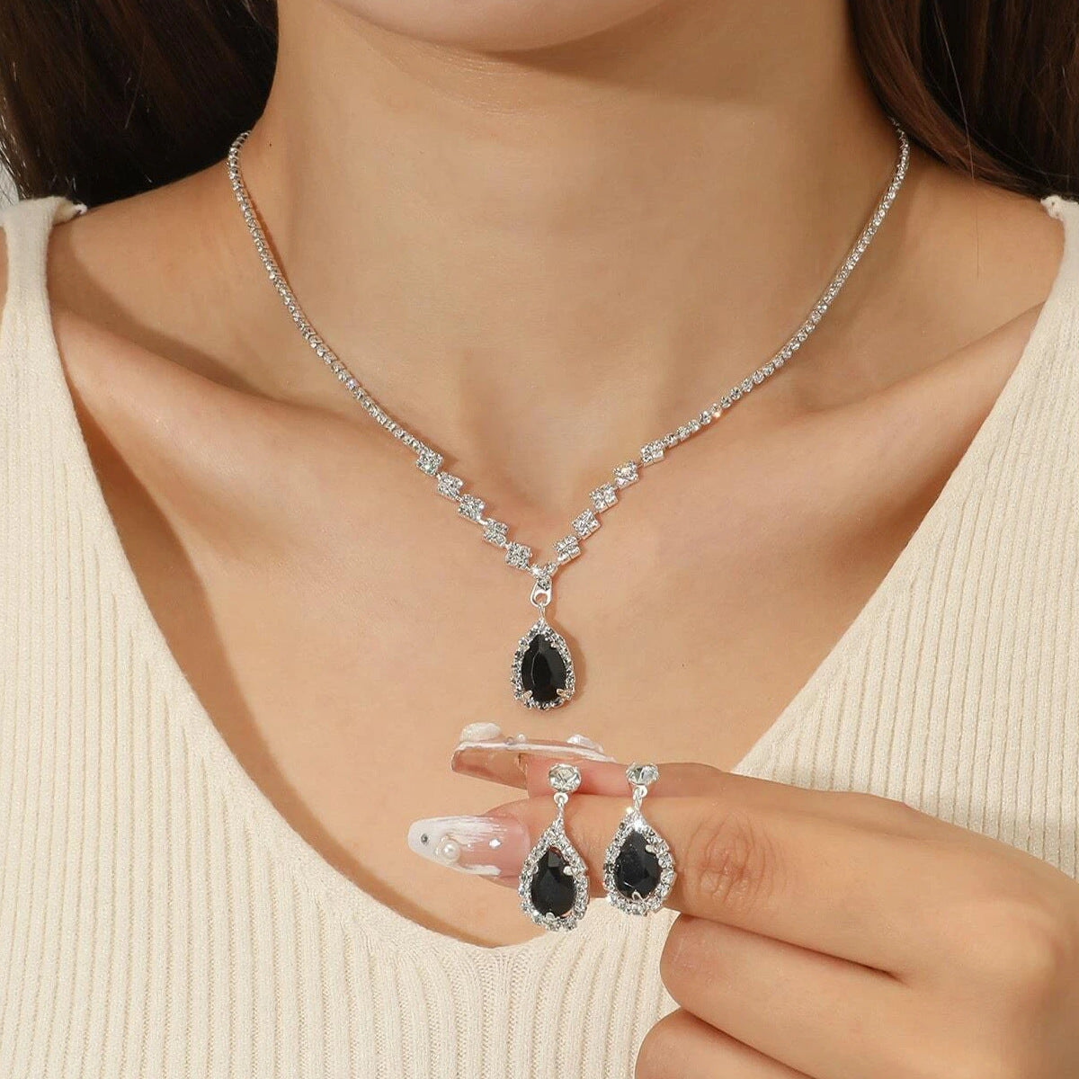 Minimalist Water-Drop Pendant Necklace, Earrings, Bracelet & Ring Set | Four-Piece Set